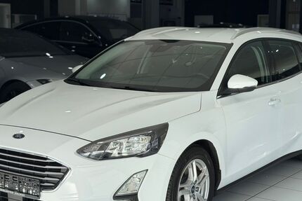 Ford Focus 44.000 km 14.990 &euro; Weil im Schönbuch 71093