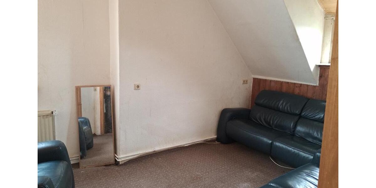 Dachgeschoßwohnung Northeim - 2 Zimmer, 40 m&sup2;, 180&euro; | Angebot:26342174