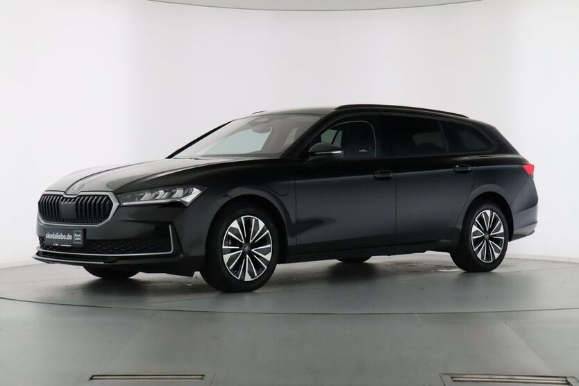 Skoda Superb 14.396 km 41.889 € Sangerhausen 06526
