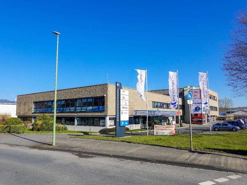 Büro in Hagen-Lennetal 12.450 € 2050 m²