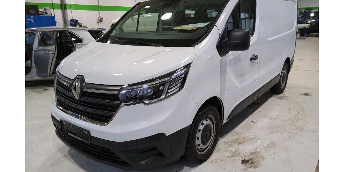 Renault Trafic 49.084 km 21.990 &euro; Leipzig 04179