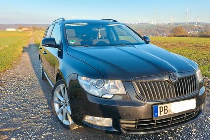Skoda Superb 176.000 km 9.499 &euro; Paderborn 33102