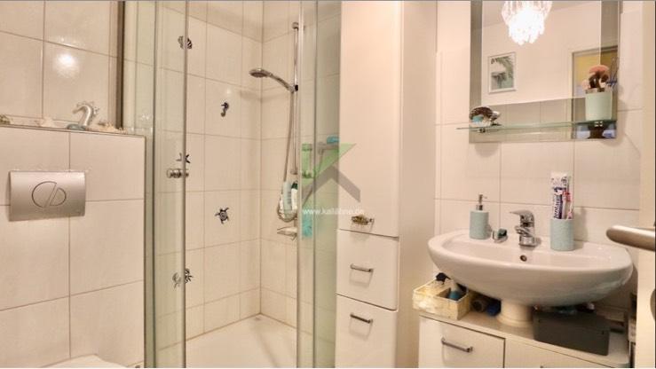 Etagenwohnung Iserlohn - 2 Zimmer, 81 m&sup2;, 125.000&euro; | Angebot:26869299