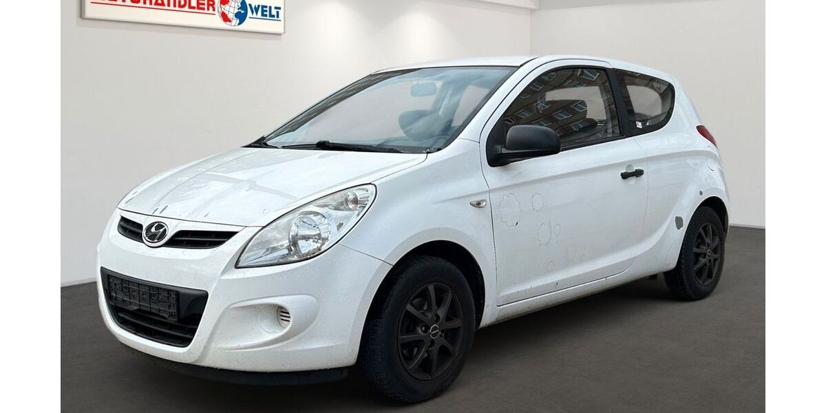 Hyundai i20 299.984 km 899 &euro; Berlin 12681
