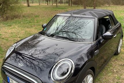 Mini Cooper Cabrio 7.800 km 26.900 &euro; Moosinning 85452