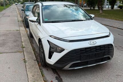 Hyundai BAYON 215.416 km 6.500 &euro; München 80939
