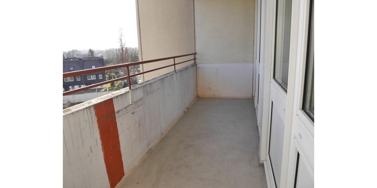 Schöne 2-Zimmer-Wohnung mit Balkon in Maintal-Bischofsheim zu vermieten 2 zimmer