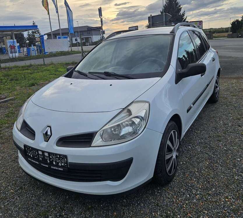 Renault Clio 183.000 km 1.999 € Crimmitschau 08451
