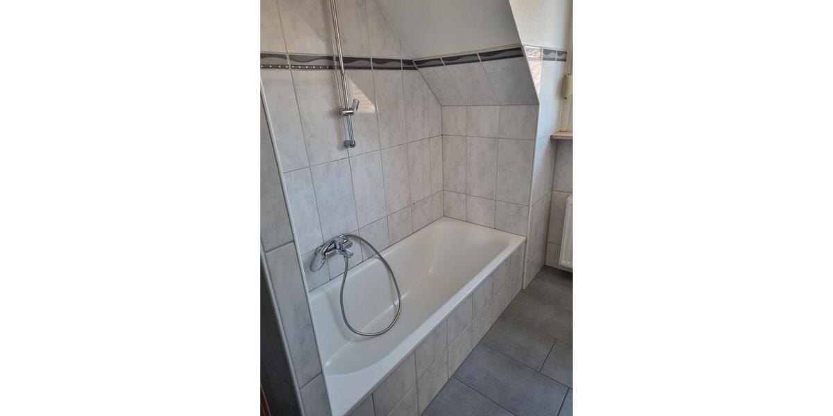 Dachgeschoßwohnung Müllheim - 3 Zimmer, 87 m&sup2;, 329.000&euro; | Angebot:26407438