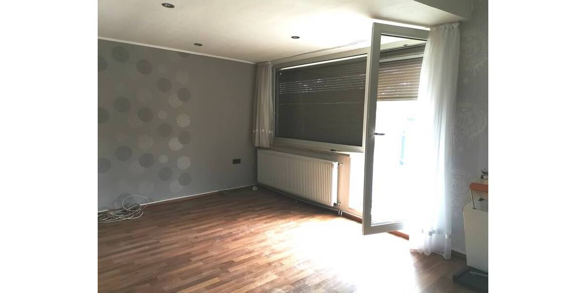 Einfamilienhaus Bernsdorf - 4 Zimmer, 109 m&sup2;, 165.000&euro; | Angebot:26038252