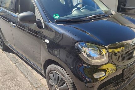 Smart ForFour 81.412 km 6.290 &euro; Stuttgart 70327