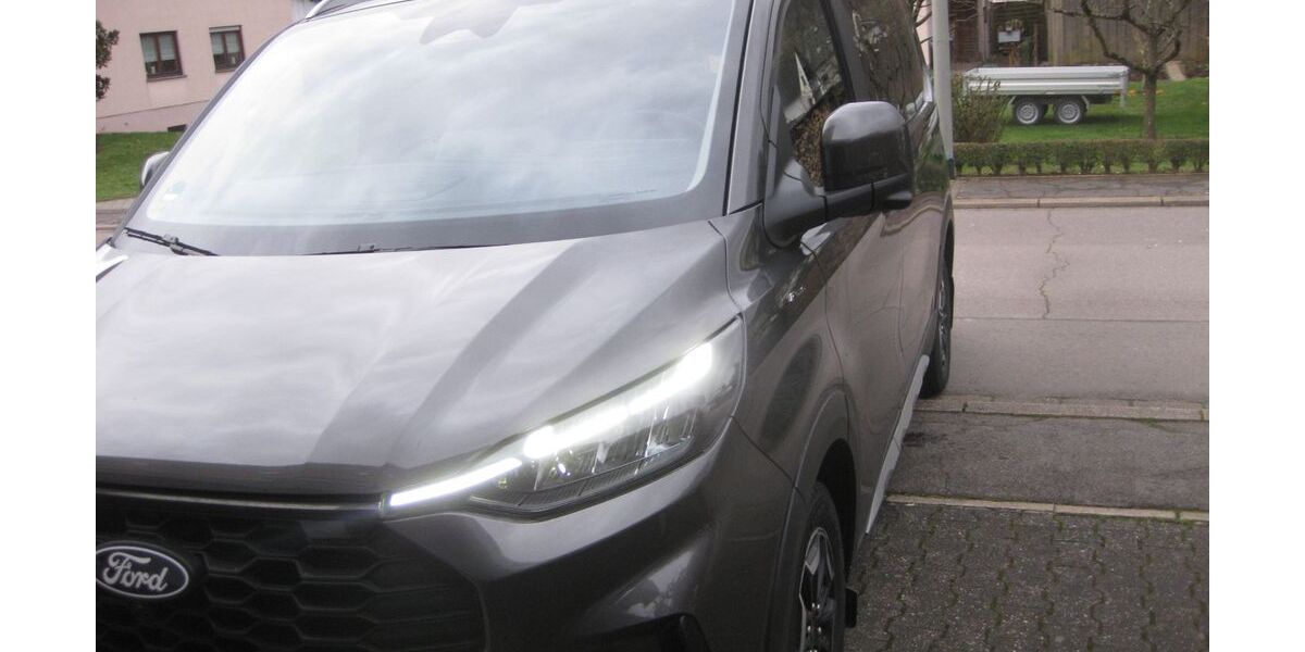 Ford Tourneo Custom 24.000 km 48.900 &euro; Schoden 54441