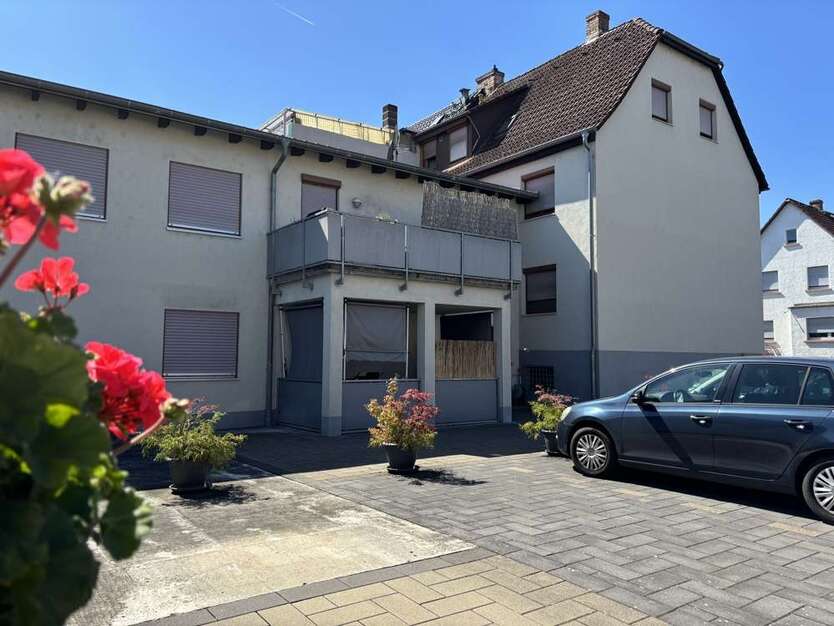 Haus zum Kaufen in Mühlheim 847.500 € 263.5 m² 9 zimmer