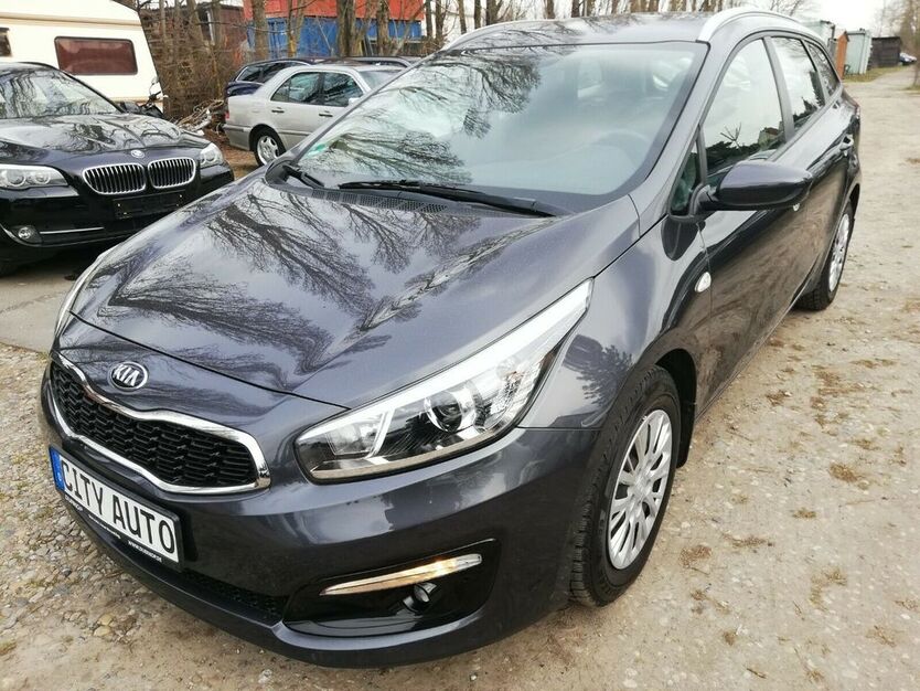 Kia ceed / Ceed 22.450 km 14.870 € Berlin - Französische Buchholz 13127