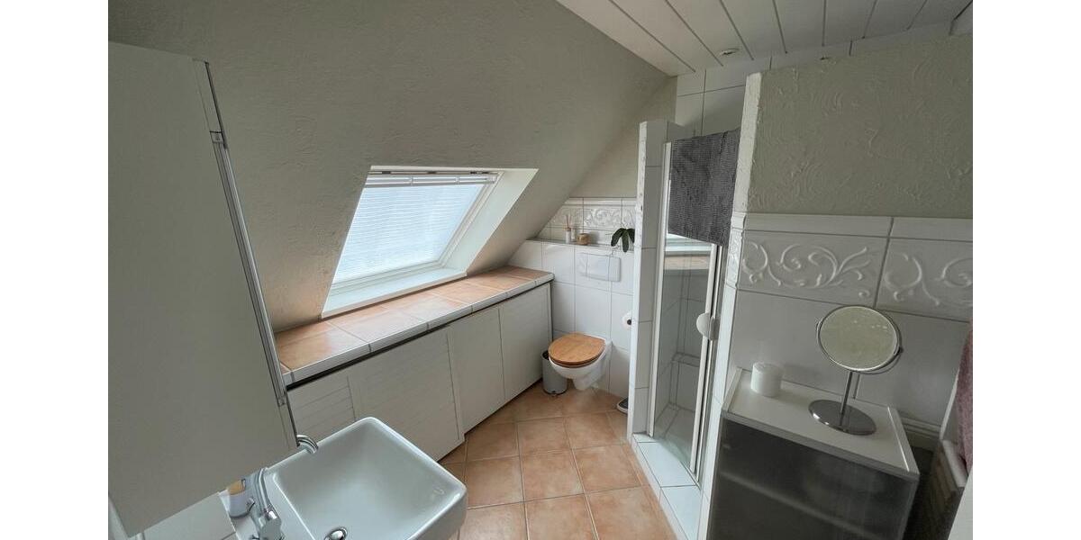 Dachgeschoßwohnung Stade Altländer Viertel - 3 Zimmer, 74 m&sup2;, 240.000&euro; | Angebot:27163140