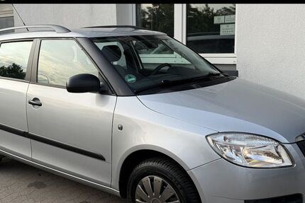 Skoda Fabia 50.000 km 5.990 &euro; Hamburg 20537