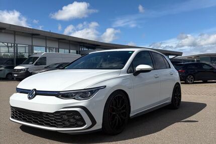 VW Golf 68.000 km 21.900 &euro; Vöhrenbach 78147