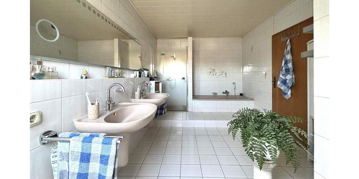 Reihenmittelhaus Geldern Veert - 4 Zimmer, 127 m&sup2;, 353.000&euro; | Angebot:25774980