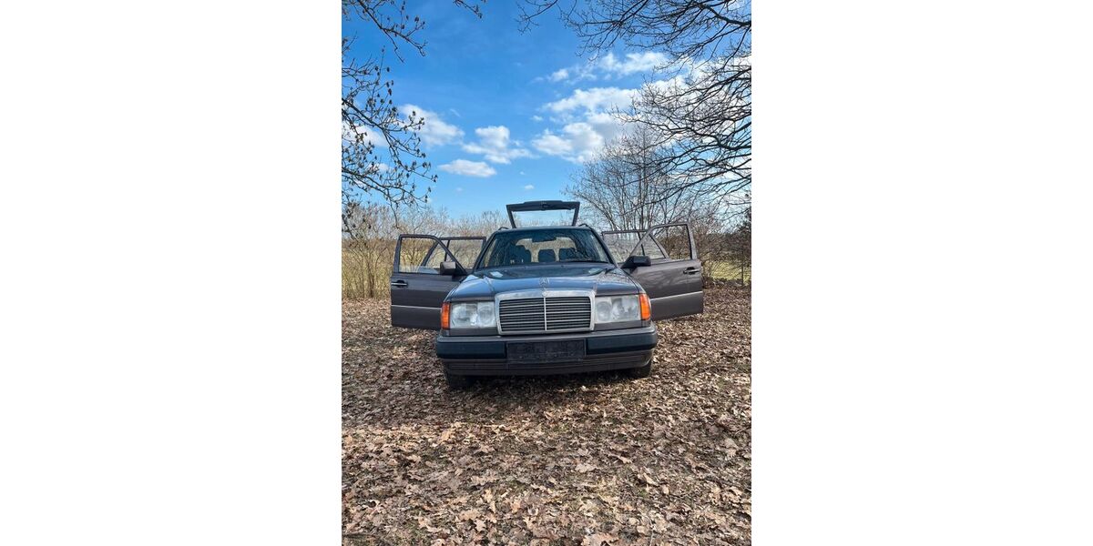 Mercedes-Benz 300 569.848 km 2.500 &euro; Neubukow 18233
