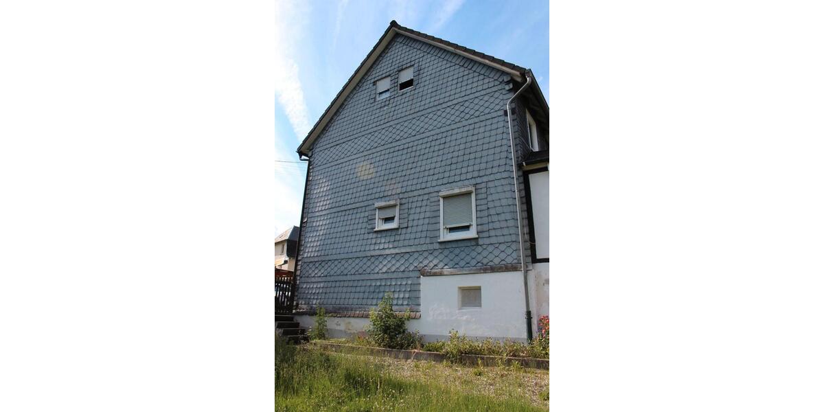 Einfamilienhaus Neunkirchen - 7 Zimmer, 110 m&sup2;, 175.000&euro; | Angebot:26818437
