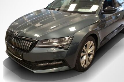 Skoda Superb 127.250 km 21.450 &euro; Lauf an der Pegnitz 91207