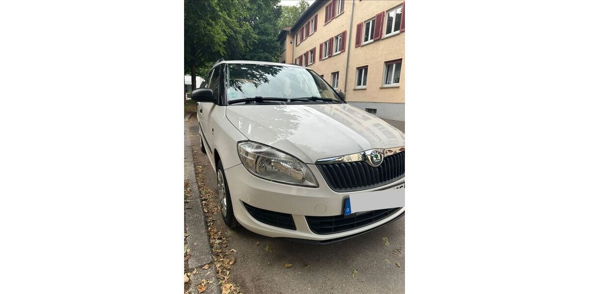 Skoda Fabia 133.290 km 5.400 &euro; Esslingen 73728