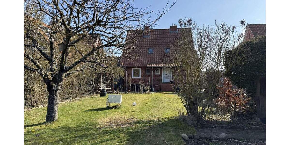 Einfamilienhaus Dannenberg - 6 Zimmer, 102 m&sup2;, 199.000&euro; | Angebot:25835258