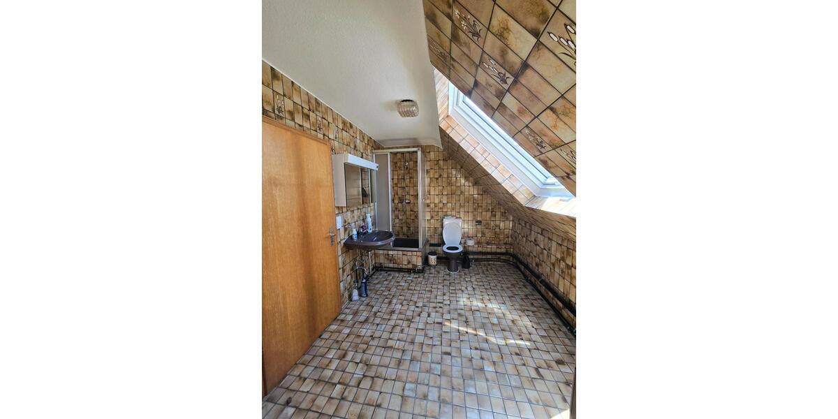 Etagenwohnung Wehingen - 4 Zimmer, 140 m&sup2;, 1.250&euro; | Angebot:26133452