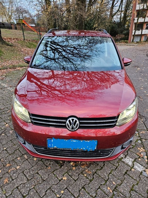 VW Touran 220.000 km 6.400 € Aachen 52072