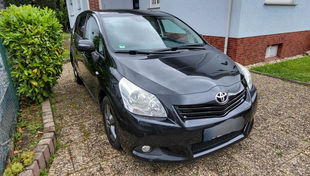 Toyota Verso 235.303 km 5.990 &euro; Niddatal 61194