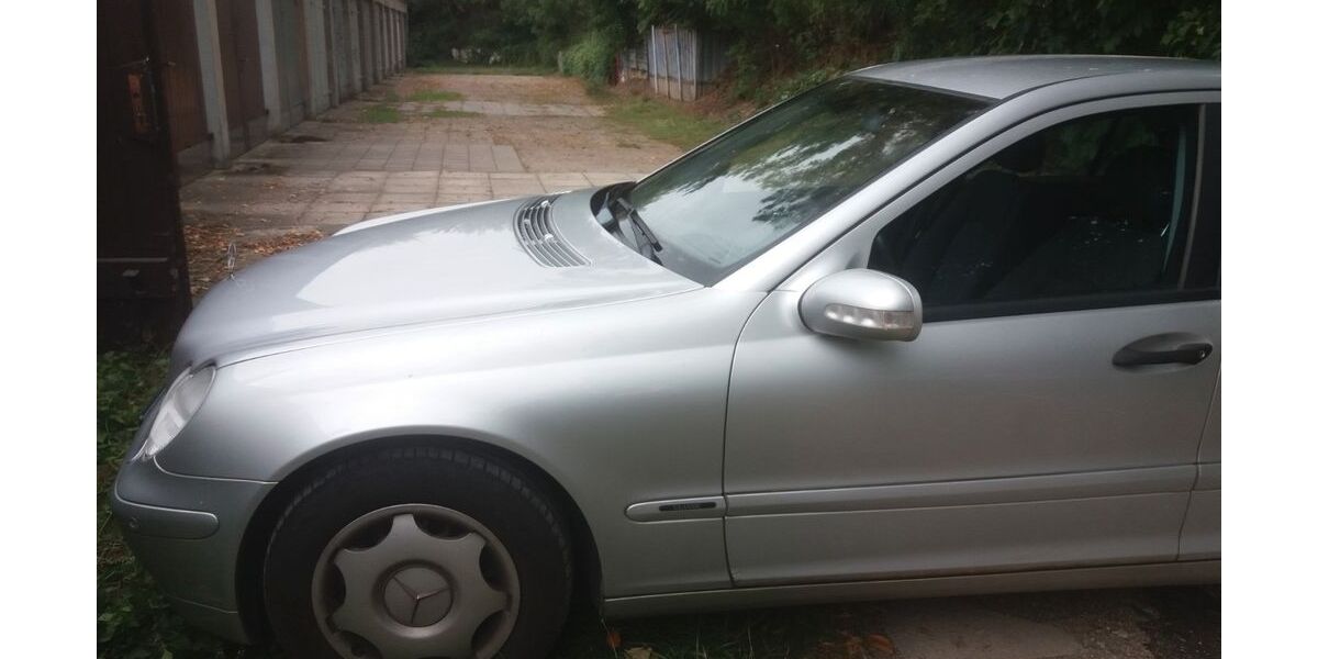 Mercedes-Benz C 180 170.000 km 2.500 &euro; Schwedt 16303
