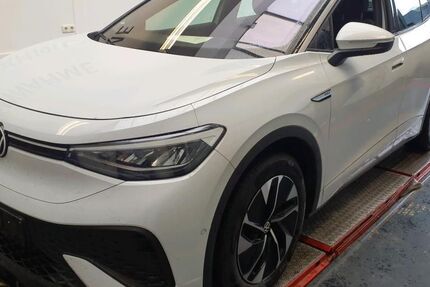 VW ID.5 131.936 km 22.990 &euro; Braunschweig 38122