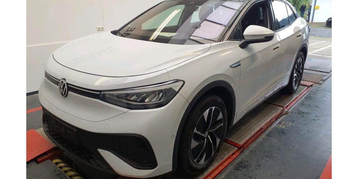 VW ID.5 131.936 km 22.990 &euro; Braunschweig 38122