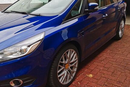 Ford S-Max 205.000 km 10.600 &euro; Roth 91154