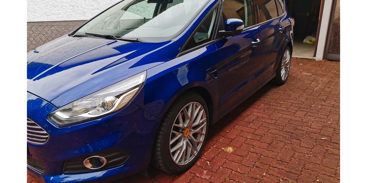 Ford S-Max 205.000 km 10.600 &euro; Roth 91154