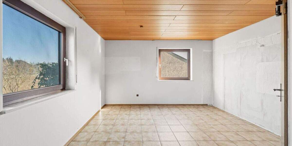 Mehrfamilienhaus, Wohnhaus Hagenbüchach - 1 Zimmer, 261 m&sup2;, 598.000&euro; | Angebot:25670108
