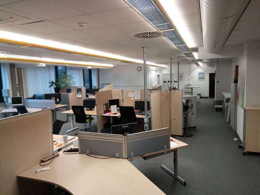 Büro in Augsburg 600 € 33 m² zimmer