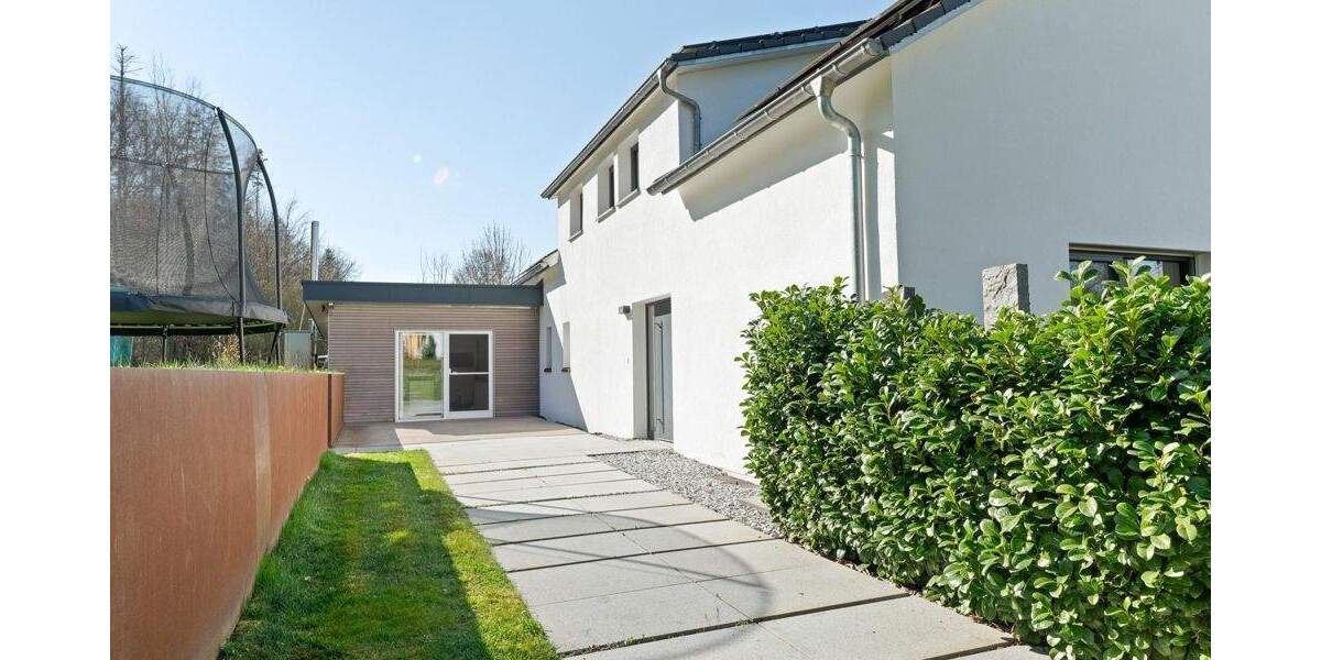 Einfamilienhaus Nagold - 1 Zimmer, 337 m&sup2;, 1.350.000&euro; | Angebot:25385263