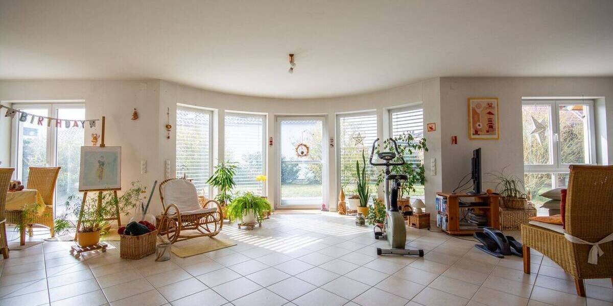 Einfamilienhaus Berngau - 7 Zimmer, 211 m&sup2;, 693.000&euro; | Angebot:25957287
