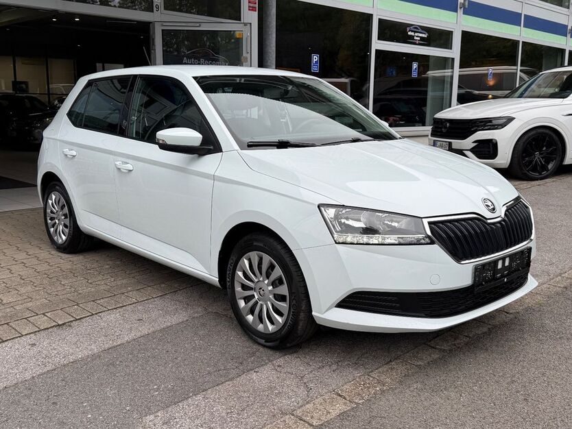 Skoda Fabia 65.125 km 9.099 € Essen 45139