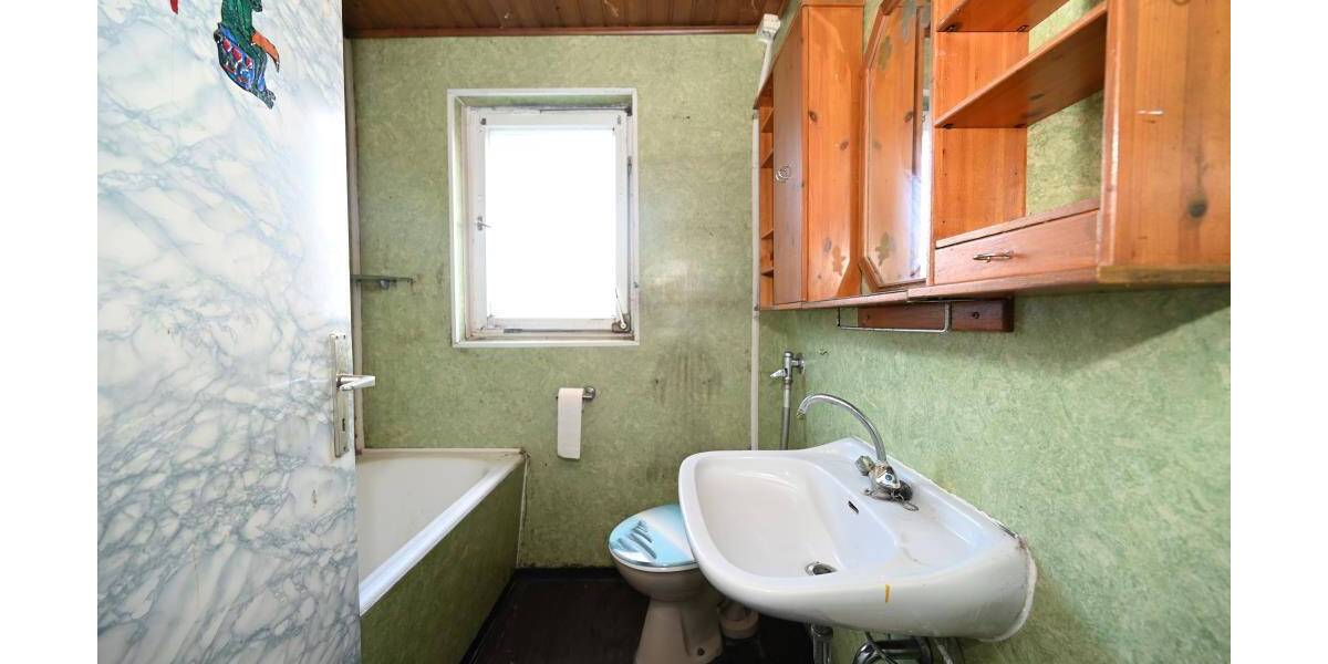 Einfamilienhaus Neumarkt Altenhof - 4 Zimmer, 90 m&sup2;, 200.000&euro; | Angebot:26450980