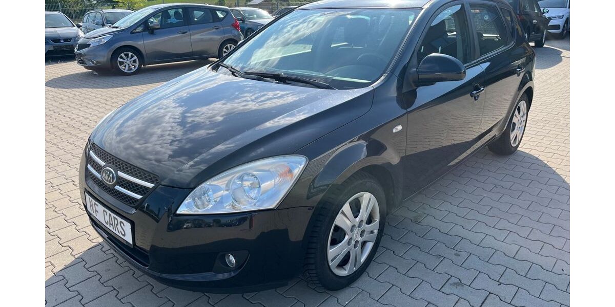 Kia ceed / Ceed 128.000 km 4.440 &euro; Mengkofen 84152