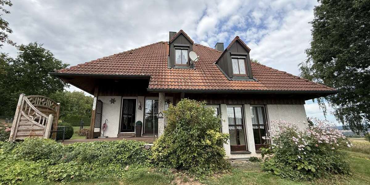 Einfamilienhaus Mitterteich - 3.5 Zimmer, 131 m&sup2;, 239.000&euro; | Angebot:25447272