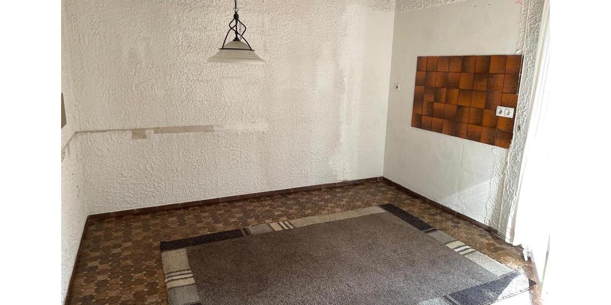 Einfamilienhaus Sankt Ingbert - 4 Zimmer, 95 m&sup2;, 155.000&euro; | Angebot:27154175