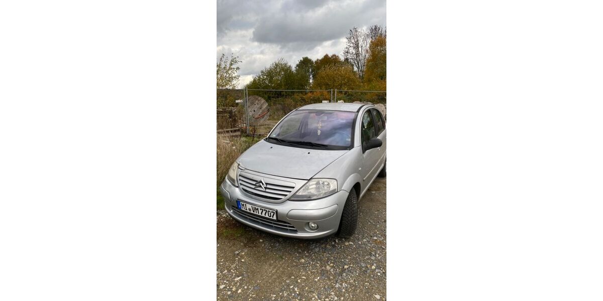 Citroen C3 176.000 km 900 &euro; Lage 32791