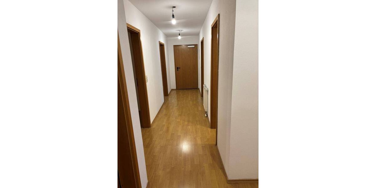 Etagenwohnung Scheer - 4 Zimmer, 100 m&sup2;, 195.000&euro; | Angebot:25729743
