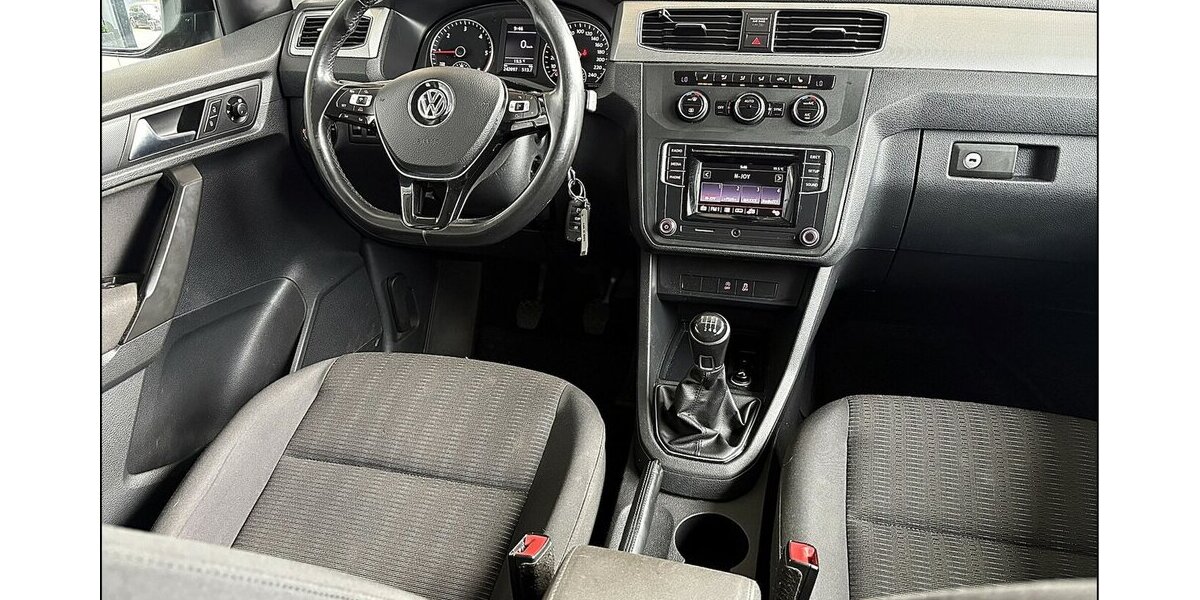 VW Caddy 2.0 TDI Maxi Comfort BMT ACC 7 Sitzer AHK 242.000 km 16.999 &euro; Stade 21682