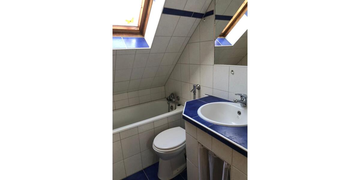 Dachgeschoßwohnung Hamminkeln - 2 Zimmer, 50 m&sup2;, 399&euro; | Angebot:25257708