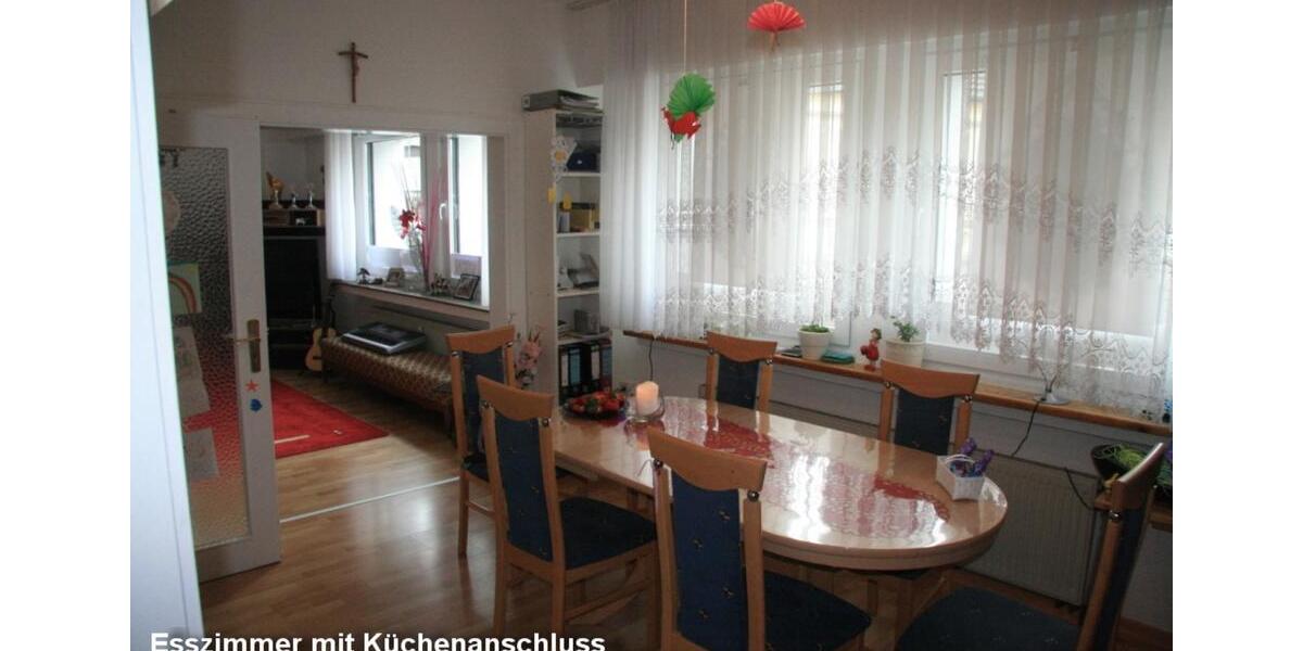 5-Zimmer-Wohnung mit Teilungsmöglichkeit in 2 & 3 Zimmer 5 zimmer