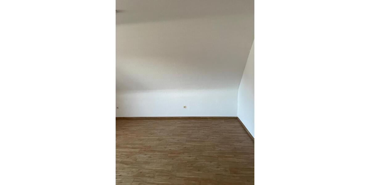 Etagenwohnung Bad Nenndorf - 2 Zimmer, 80 m&sup2;, 640&euro; | Angebot:25966622